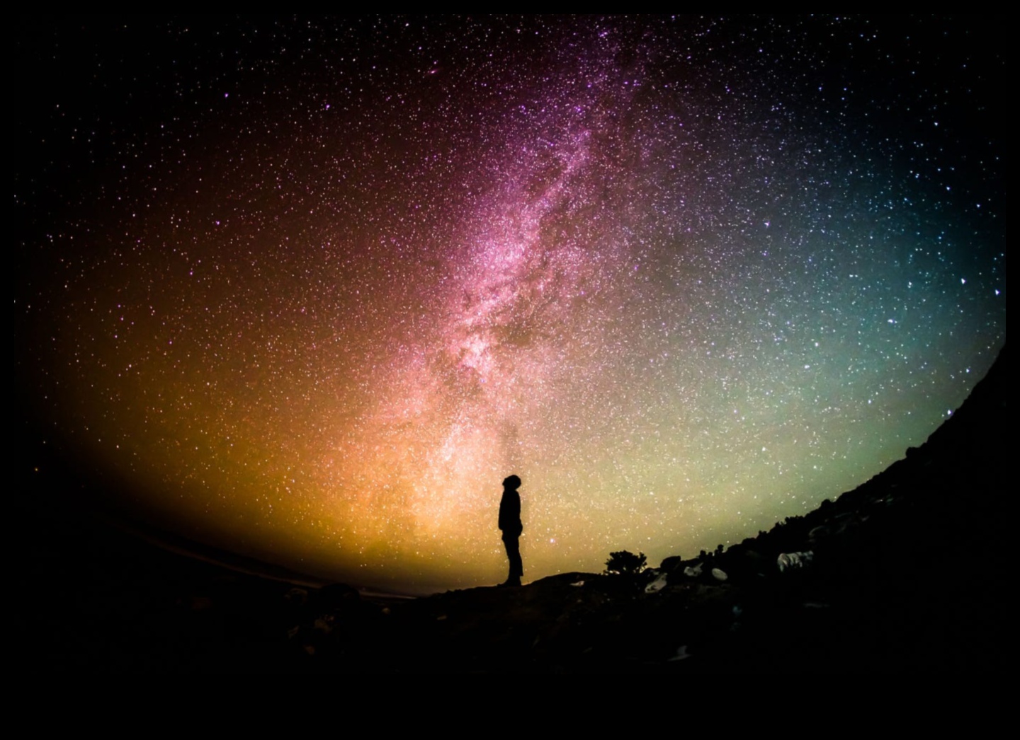 Galaktiskie navigatori: Cilvēces vadīšana nebeidzamajā kosmosa izpētē