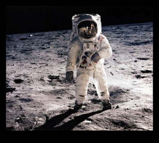 Lunar Lull: Gravitācijas nomierinošais efekts kosmosā