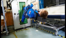 Mēness klusuma gravitācijas nomierinošā rezultāti pie astronautiem kosmosā 6 Lunar Lull: Gravitācijas nomierinošais efekts kosmosā